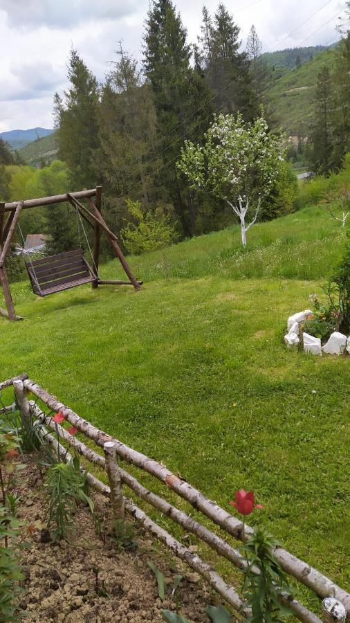 Родинна Оселя Slavske Bagian luar foto
